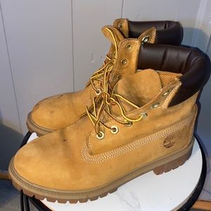 Timberland 6" Premium Big Kids Wheat Waterproof Boots Size 6